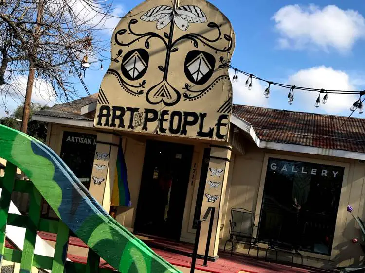Art in Austin
Weekend in Austin
Beers Beats Eats