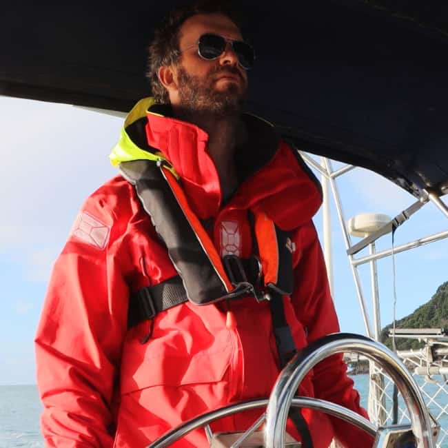Conor sailing into Tauranga Sailing Pivo New Zealand full time sailing