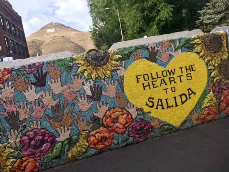 Follow the Hearts to Salida street/wall art