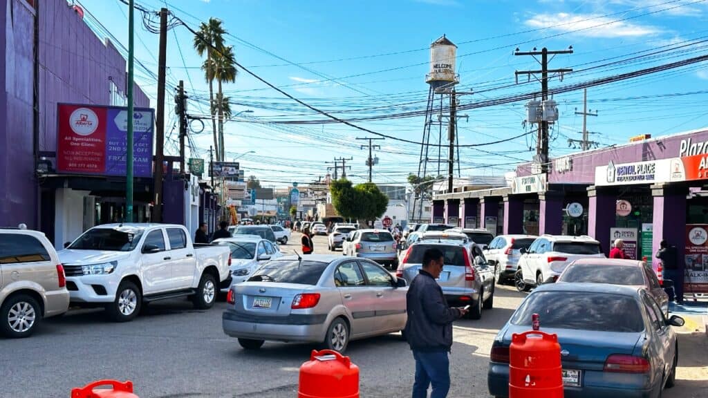 Los Algodones dentist offices street scene